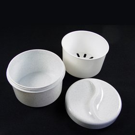 Prothesenbeh&auml;lter Zahnspangendose mit Siebeinsatz und Deckel granit-weiss